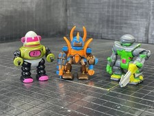Lot of 3 Vintage LGTI Galoob Micro Machines Z-Bots Action Figures Zbots