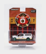 Greenlight Ford F-150 Pick-up Closed Chicago Fire Engine 2018 1:64 67050E
