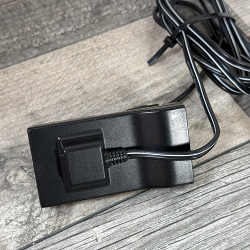 Genuine Canon CA-200 Original Battery Charger DC-200 Accessories Charging Cable - Picture 5 of 10