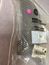 517302156 Bombardier Avant Grill RH