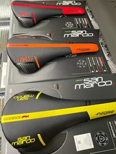 Selle San Marco Scaffale Sella Carbonio Fx Stretto (Pce) Arancione/Rosso/Giallo