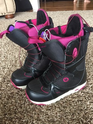 burton emerald snowboard boots