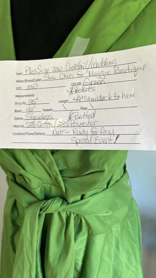 Suzi Chin - Maggie Boutique Green Cocktail Dress/Pockets! SZ 20W Cocktail Dress - Image 2 of 4