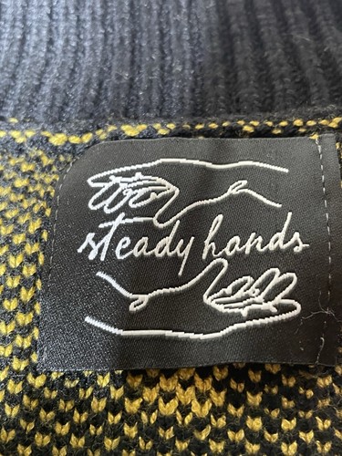 STEADY HANDS CÁRDIGAN GRUESO SUÉTER ANYA SPY X FAMILY TALLA M/L - Imagen 2 de 7