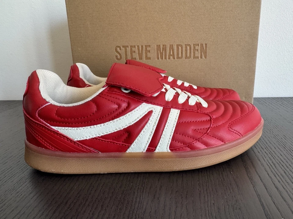 STEVE MADDEN MADRID Low top Sneakers NIB 7.5 Women’s Shoes Red Retro - Image 2 of 4