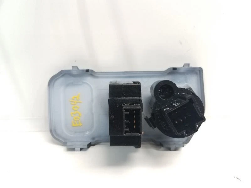 Interruptor de tablero Ford Windstar 2000 - faros sin luces antiniebla Foto 2 de 3