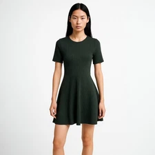 H&M Divided Green Rib Knit Crewneck Short Sleeve Mini Skater A-Line Dress Size 4