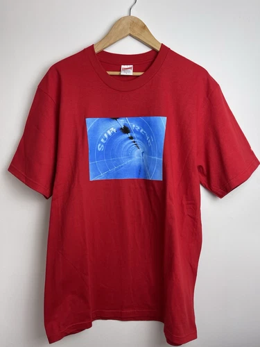 Tee shirt Supreme SS24 semaine 10 tunnel ROUGE taille L neuf