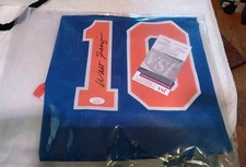 New York Knicks Collecting and Fan Guide 75