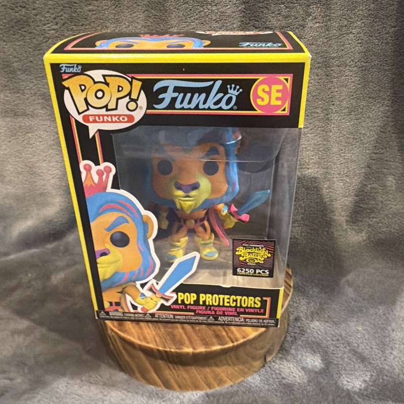 SDCC 2022 Funko Fundays Box Of Fun Pop Protectors Lion MASCOT ONLY 6250 LE NIB