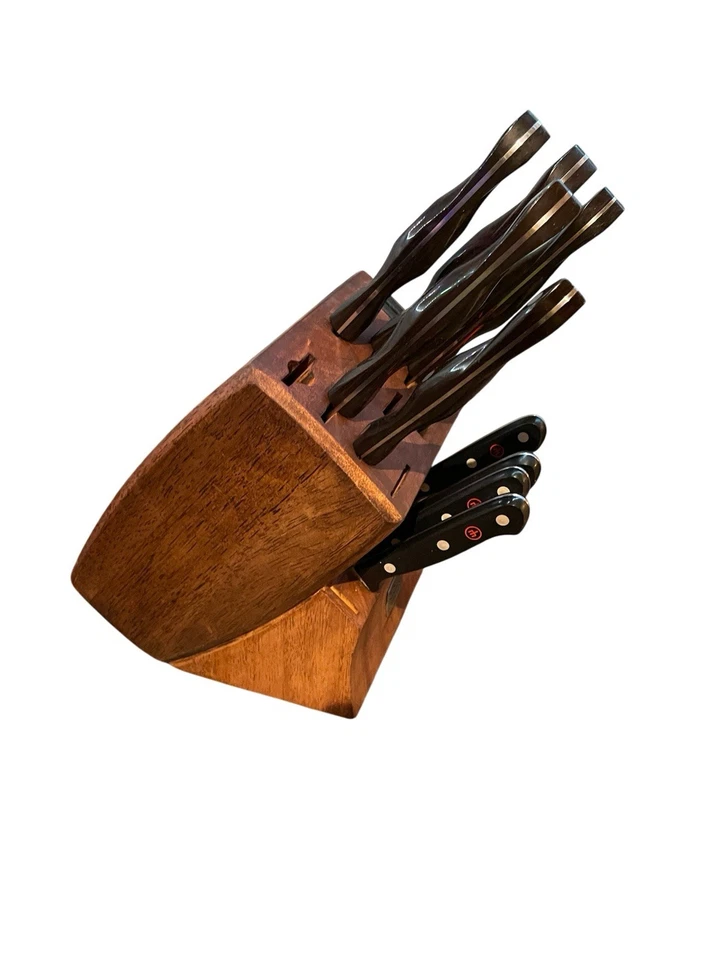 Bloque de almacenamiento de cuchillos Chicago Cutlery de madera grande de 17 ranuras solo con afilador incorporado Foto 2 de 4