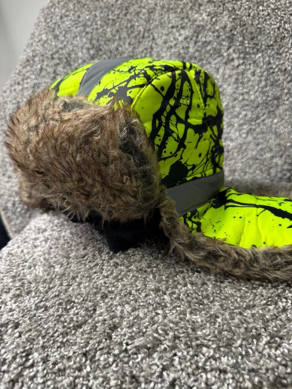 Wild Wear Trapper Hat Cap One SIze Multicolor Faux Fur Outdoor Winter
Opens in a new window or tab