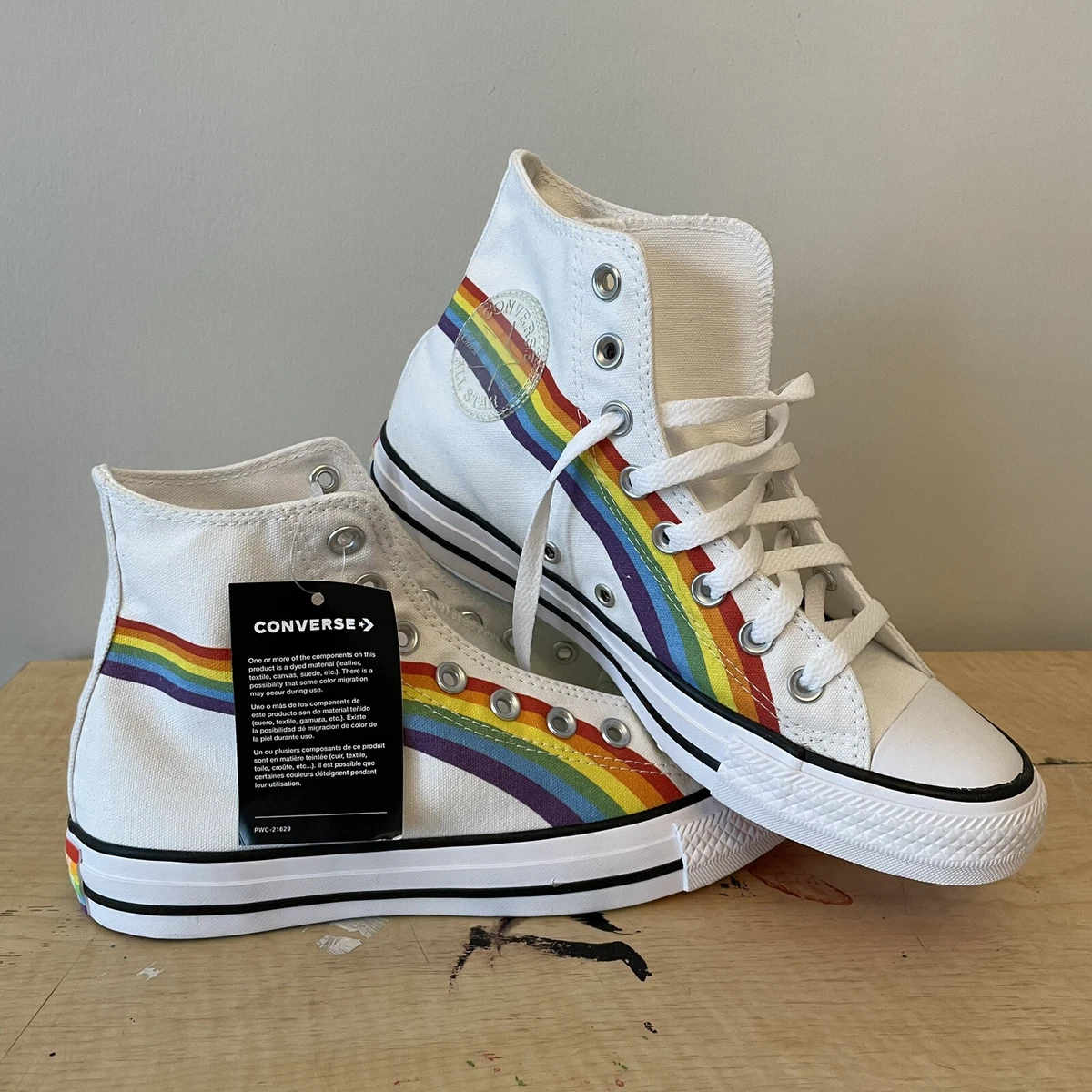 Converse top pride collection
