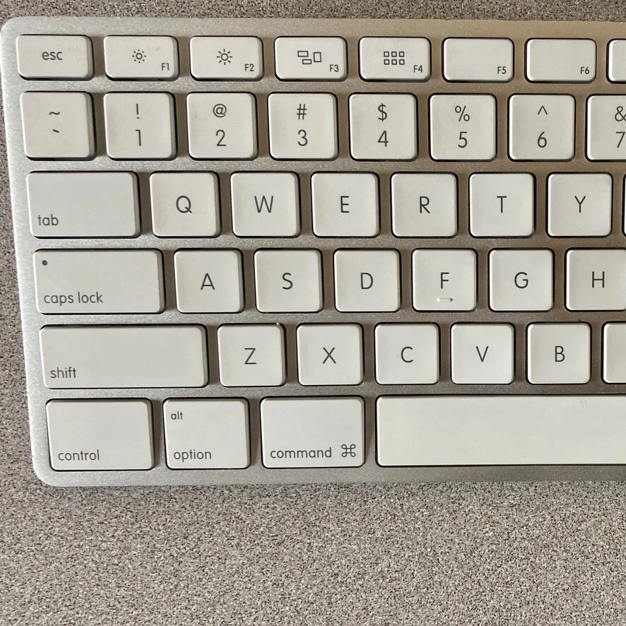 Apple Magic Keyboard Genuine Replacement Keys w Hinge Clip Model A1243 MLA22B/A - Image 3 of 4