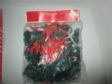 New Sealed Vintage Shiny Brite Plastic Christmas Holly Leaf Poinsettia Garland