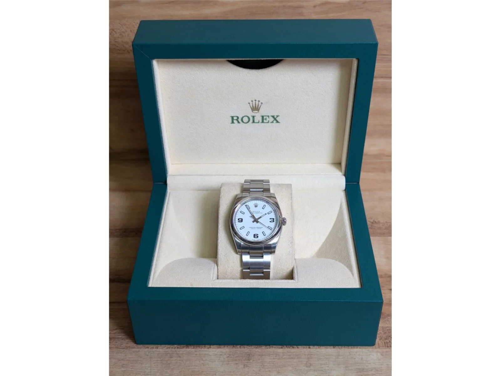 Rolex Oyster Perpetual 114200 Dial  w048900236187 *