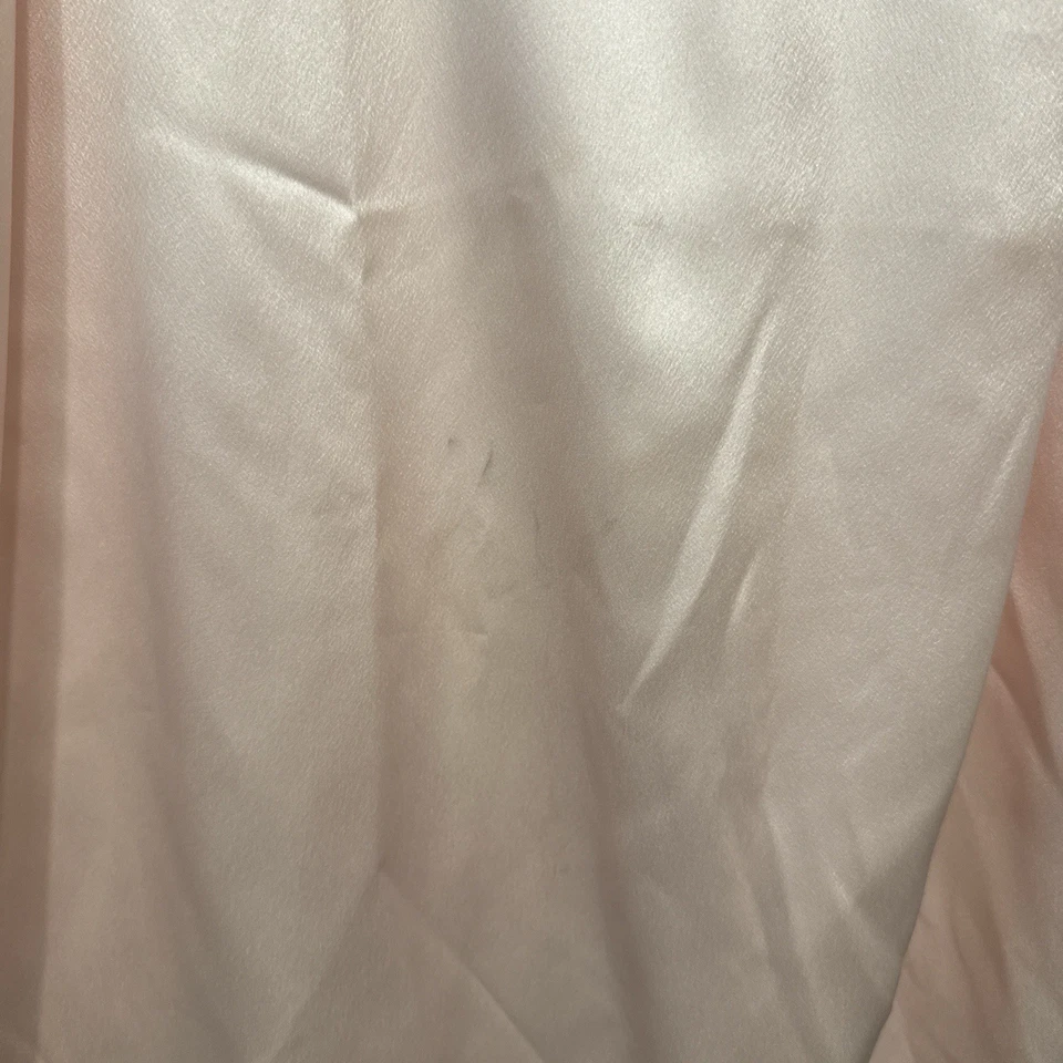 Vestido vintage de encaje y rosa Foto 2 de 4