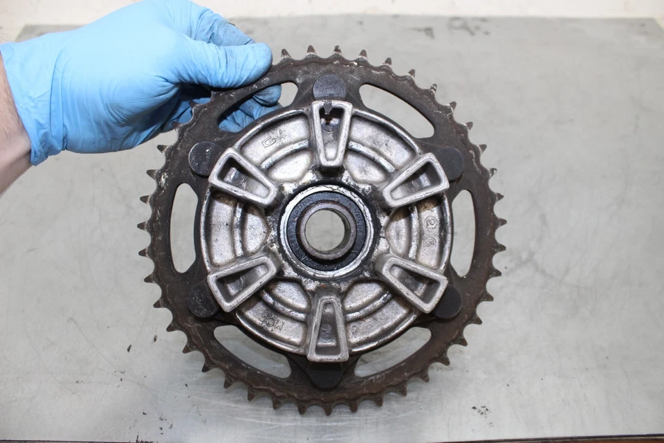 Honda CBR929RR CBR 929RR 2000 2001 OEM PIÑÓN TRASERO BUJE AMORTIGUADOR Foto 3 de 3