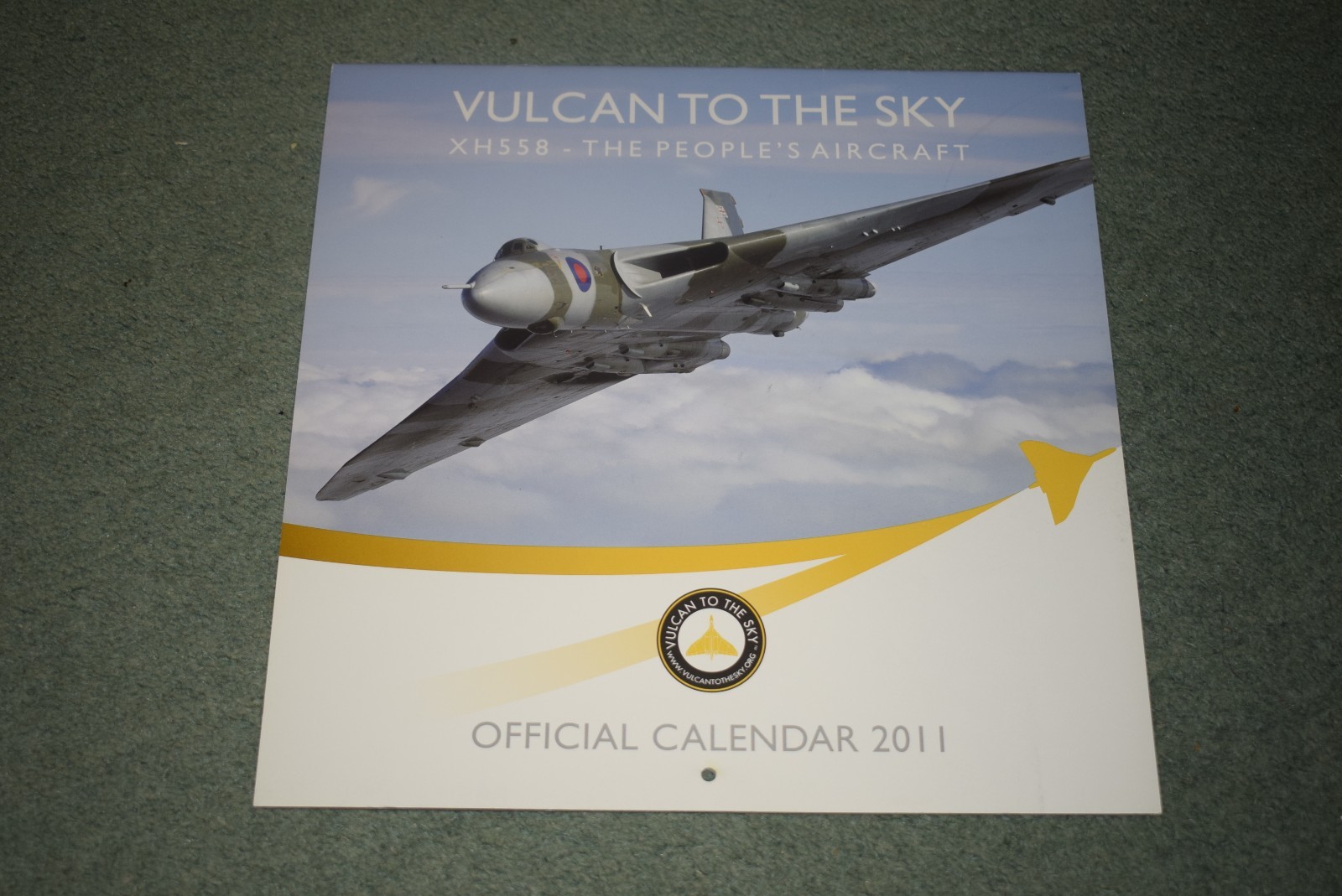 Vulcan to the sky  XH558  Calendar 2011 Transport Military Aircraft photos