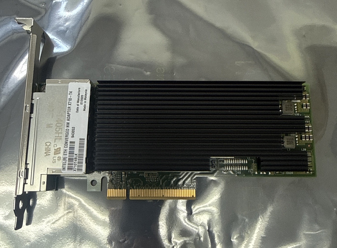 INTEL X710-T4 Ethernet Converged Network Adapter Card - Full Height bracket