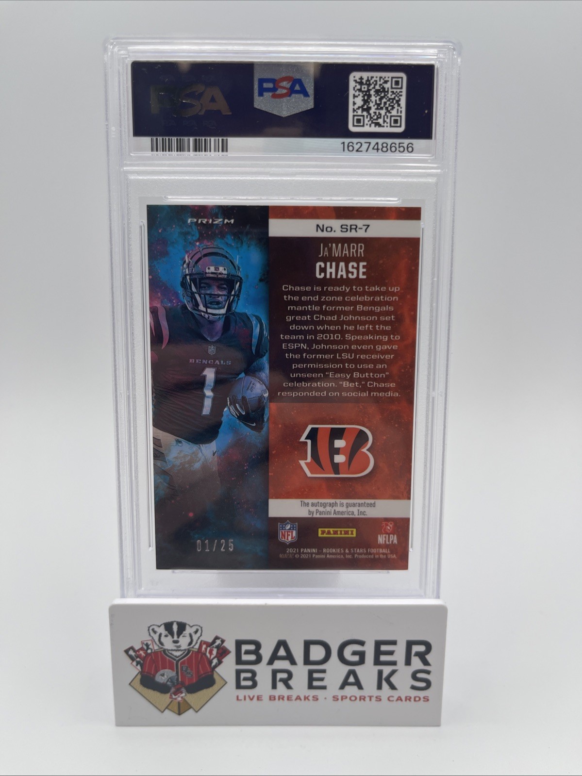 2021 Panini Rookies & Stars Stellar Rookies Auto Ja'Marr Chase /25 PSA 8 (BW) view 2