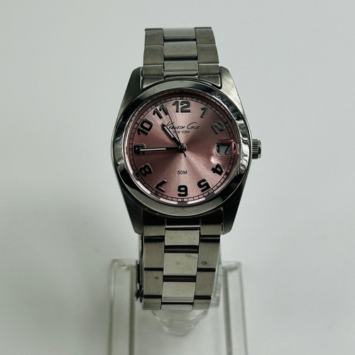 Kenneth Cole Damenuhr 31 mm lila Zifferblatt silberfarben Datum neue Batterie 6" - Bild 3 von 10