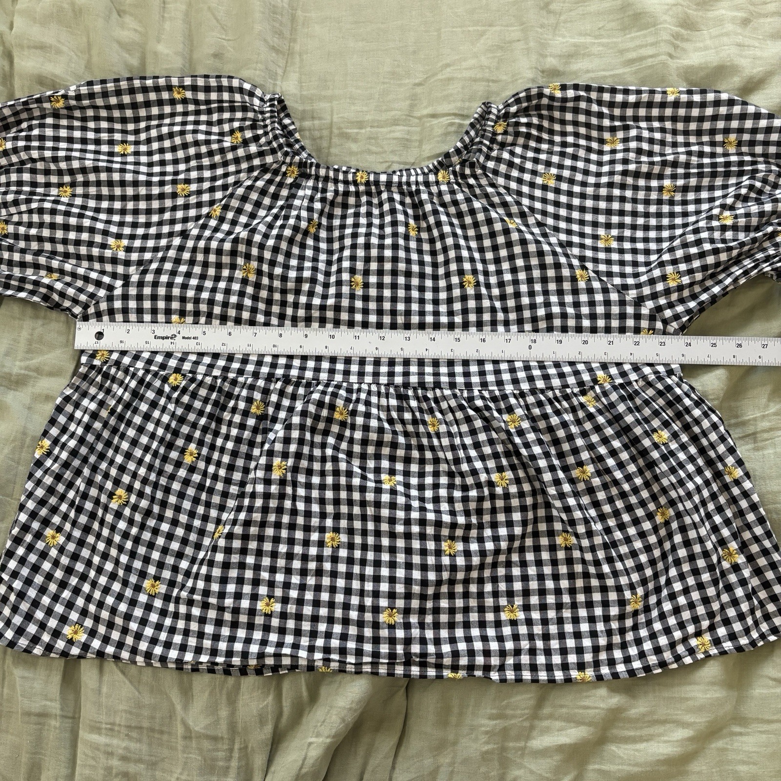 Old Navy Gingham Daisy Patterned Puff-Sleeve Swin… - image 7