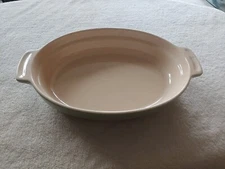 Well Equipped Kitchen Green Stoneware Large Oval Casserole Lime Green 15" x 10"