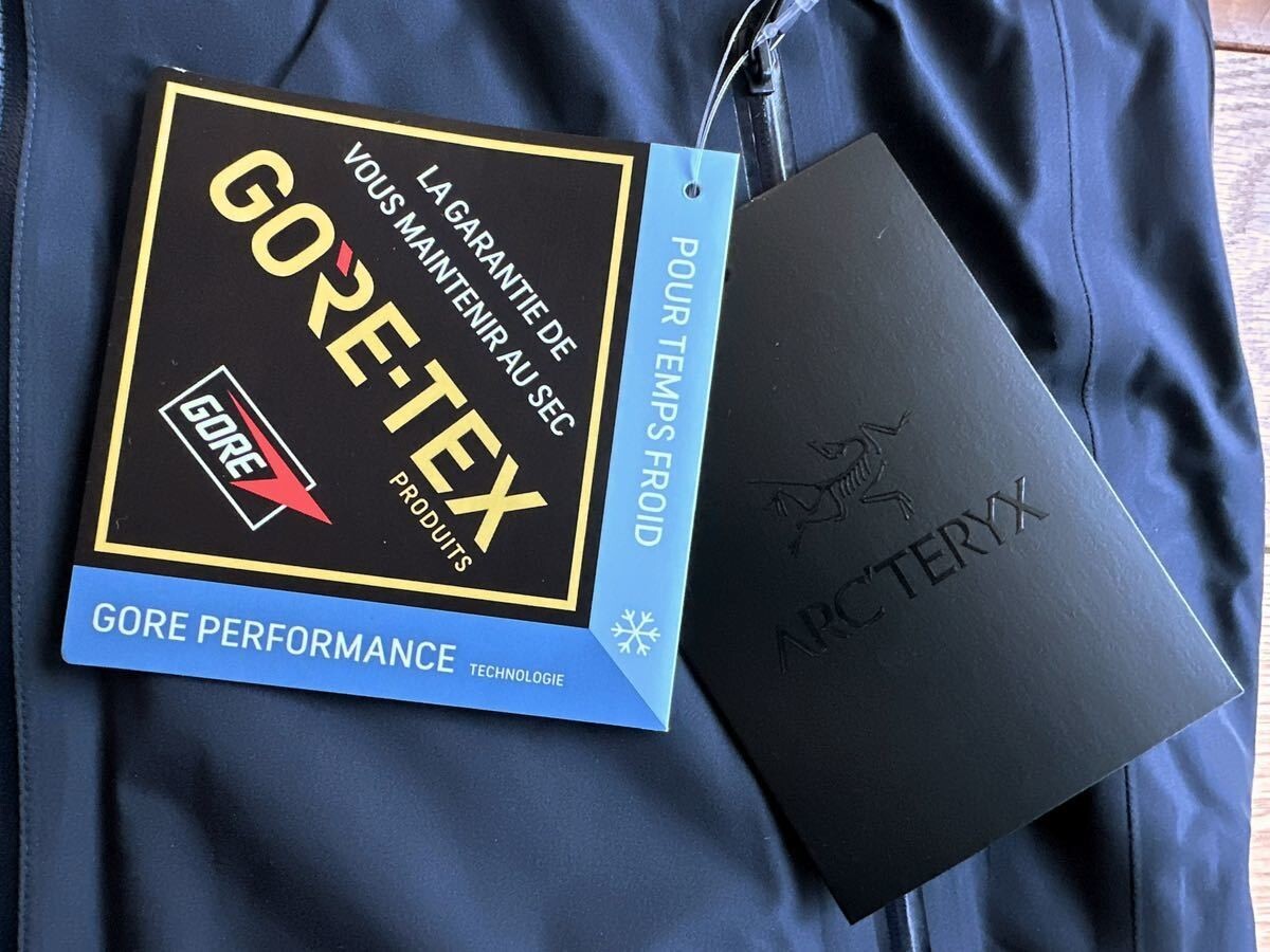 【New】ARC'TERYX Beta Insulated Jacket Men's  - Black Sapphire - Size S - Navy image 7