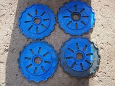 INTERNATIONAL IH C8 SEED PLATES PLASTIC DISCS