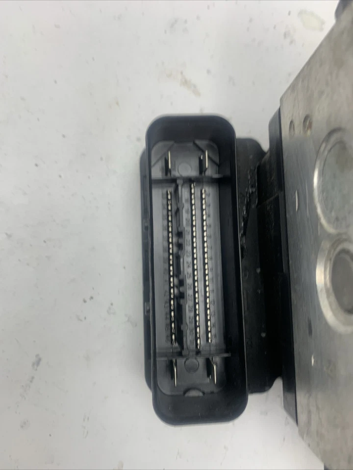 13-15 MERCEDES BENZ C350 ABS SISTEMA DE FRENOS ANTIBLOQUEO MONTAJE OEM 3991-68 Foto 4 de 4