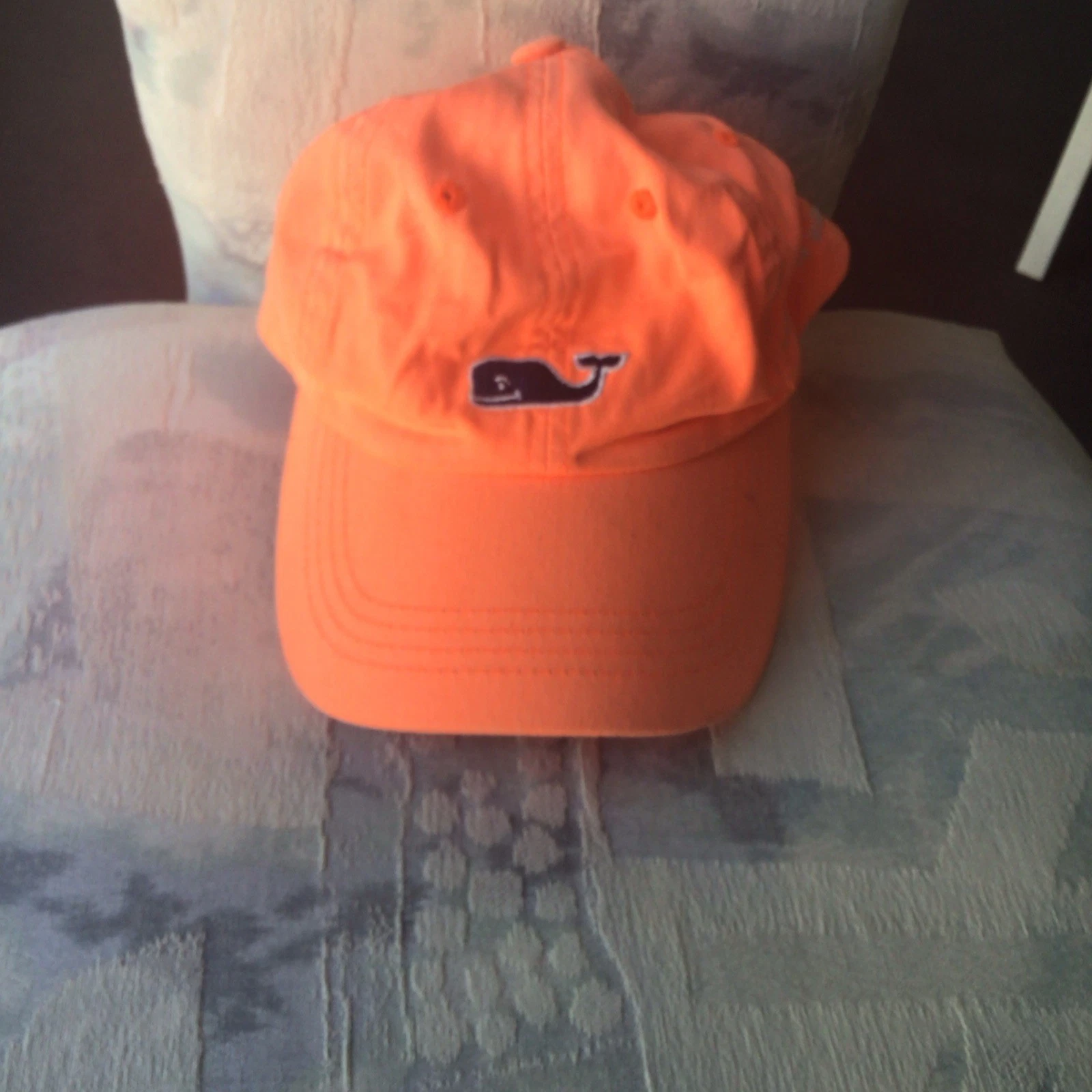 Vineyard Vines Mens Hat Cap Strapback Orange Whale Preppy Casual USA Logo Dad
Opens in a new window
