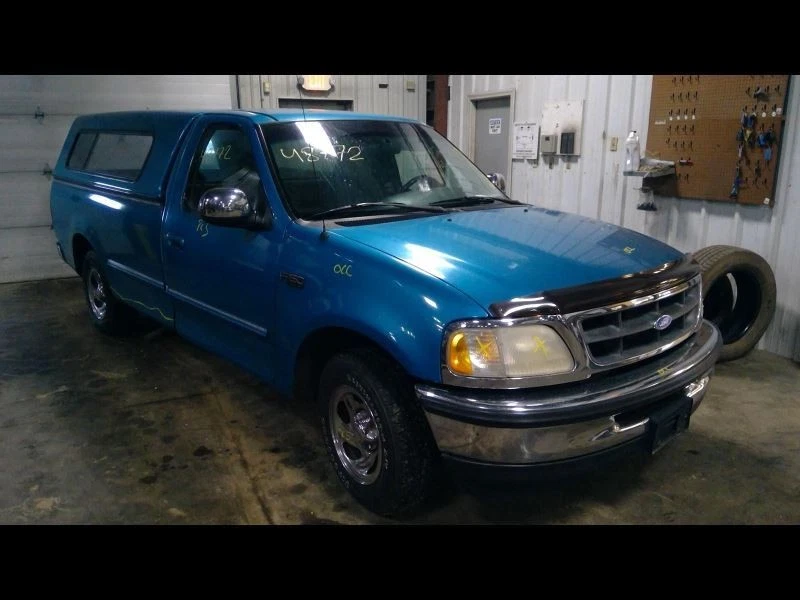 AC Compressor 8-366 Fits 99-01 03-07 FORD F250SD PICKUP 3390828 Foto 4 de 4