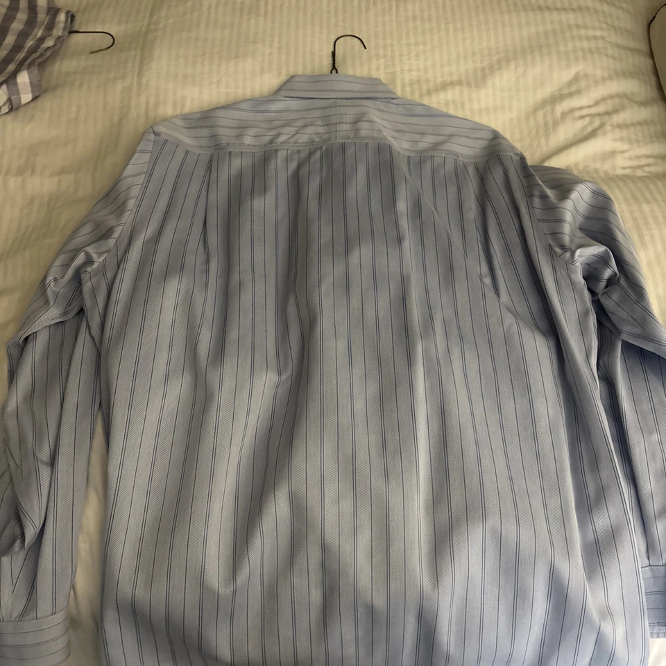 Jos.A.Bank Men's Long Sleeve Button Up Shirt 17-36 Egyptian Cotton USED - Image 4 of 4