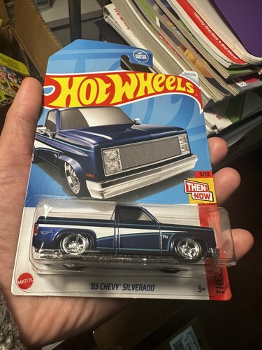 Hot Wheels 2022 HW Hot Trucks #7/10 83 Chevy Silverado #114 in Green w/Protector