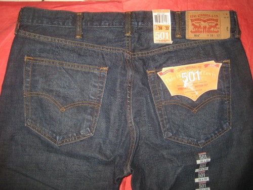 Levi's 501 Original Fit Straight leg Button Fly 38x32 NWT $189 0005011543 - Picture 4 of 7