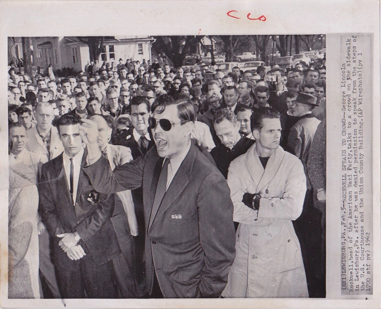 George Lincoln Rockwell American Nazi スピーキング * 公民権ヴィンテージ 1962 写真 - 画像1/2