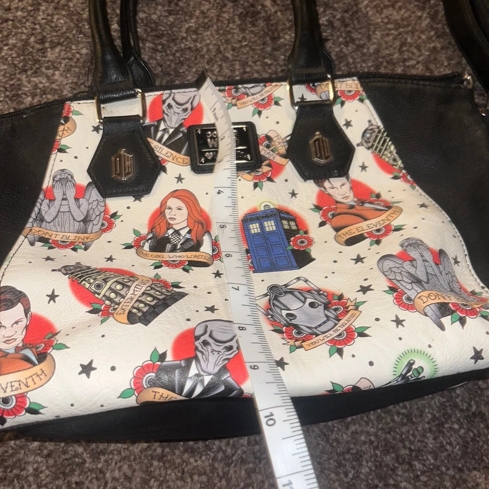 Raro Cartera Loungefly Doctor Who Cuero Negro Excelente Estado Foto 3 de 4