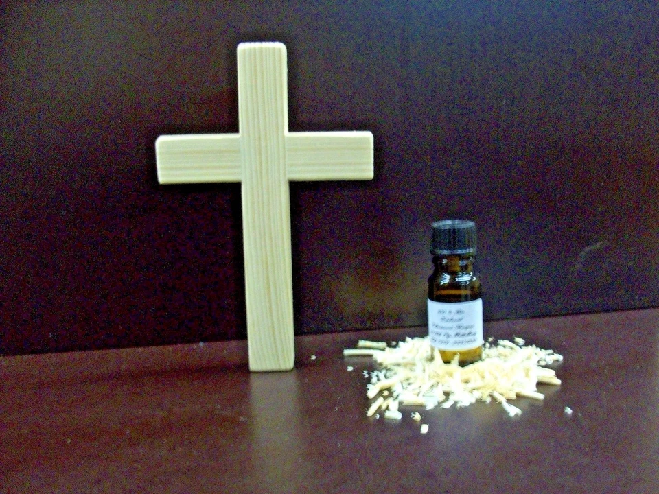 EIGENE HERSTELLUNG Zirbenkreuz - Holzkreuz - Kreuz aus Zirbenholz - Zirbenöl - Zirben