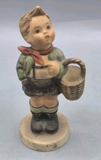VINTAGE Goebel Hummel  Village Boy  Figurine #51 3/0 TMK-6 4  W. Germany