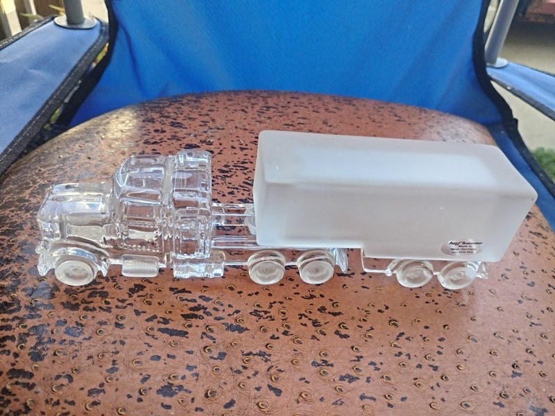 Hofbauer Truck Crystal Glass glass 2 piece 25% Lead Frosted Glass Mint 9"