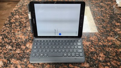 Samsung Galaxy Tab S3 SM-T820 32 GB, BUNDLED Book Cover Keyboard/Pen Wi-Fi, 9.7''