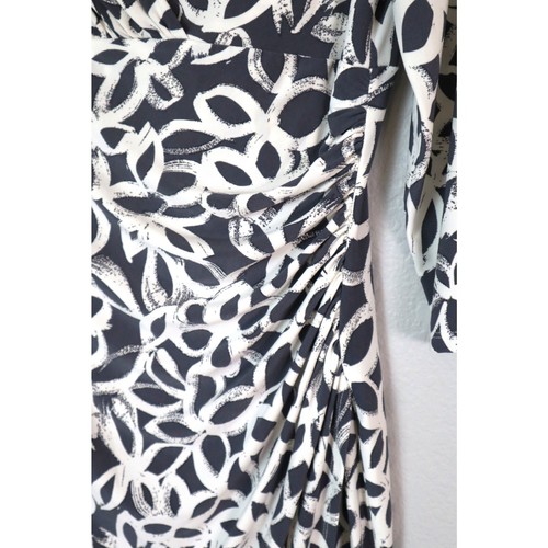 Lauren Ralph Lauren Gray and White Wrap Dress 3/4 Sleeve Ruched Midi 10P Petite - Picture 2 of 7