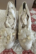 Antique C1920 Ladies Silk Dancing Shoes, Fancy, Great Display, Wedding Sz 34
