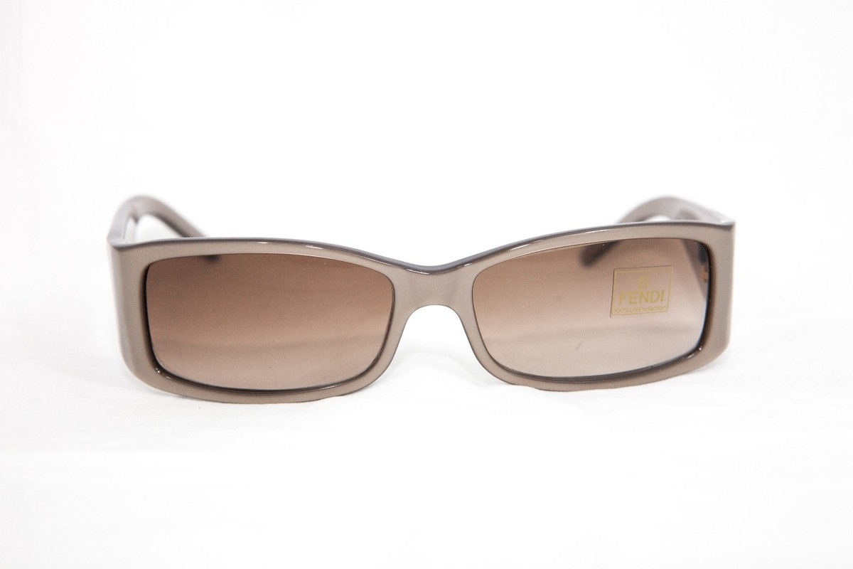【送料&関税込】Fendi Cat-eye Classic Glasses P00976908.jpg