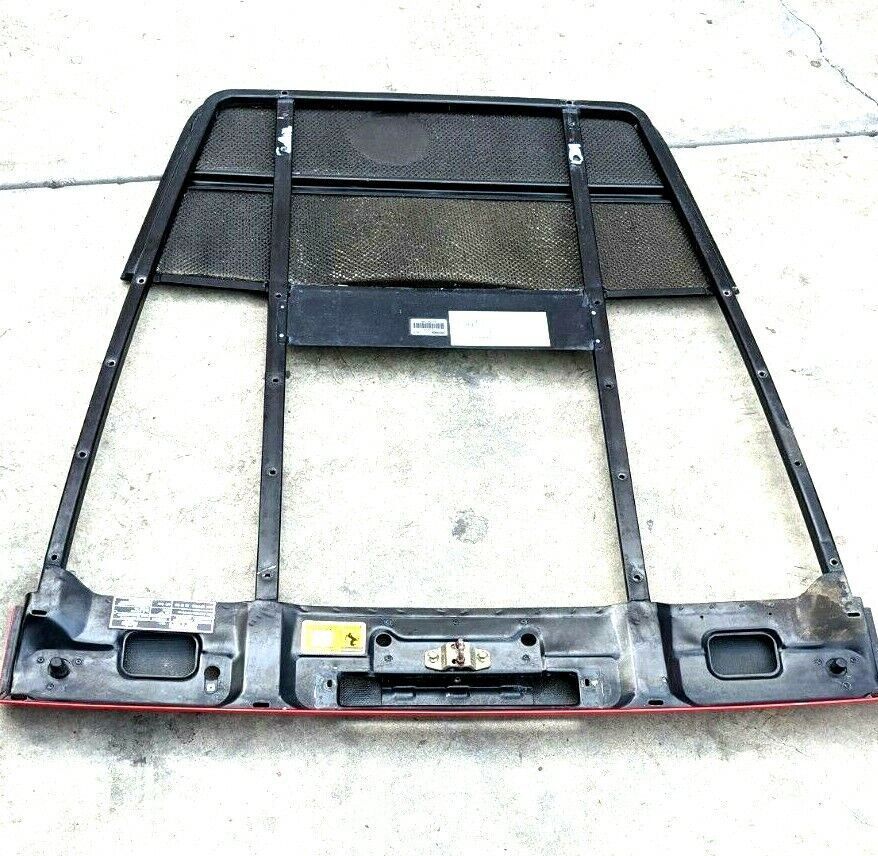 FERRARI 348 PARTS ENGINE LID COVER good condition 62216500