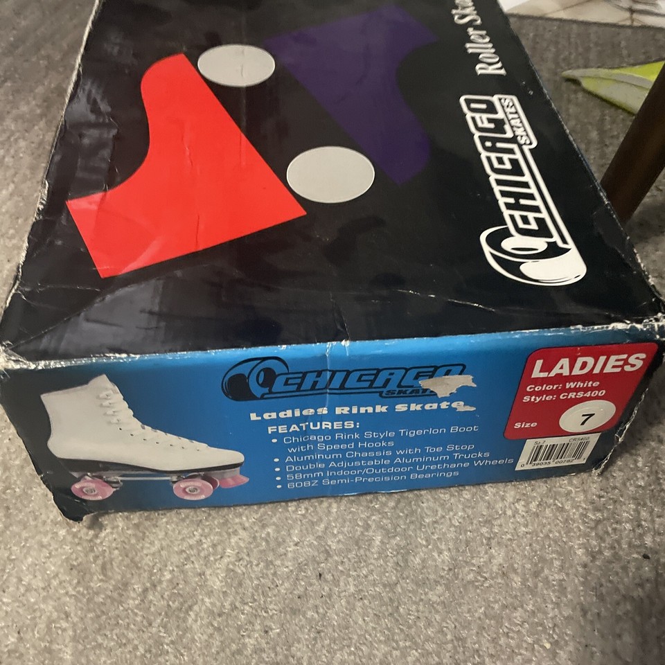 Chicago Skates Womens Roller Skates White With Pink Wheels Used