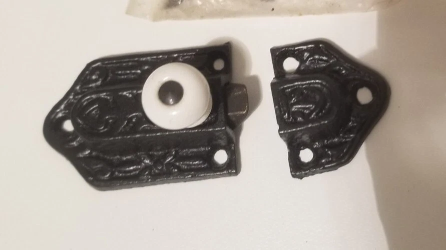 2 антикварных чугунных ручки для шкафа с защелкой из белого фарфора новые из старых запасов - Изображение 2 из 4