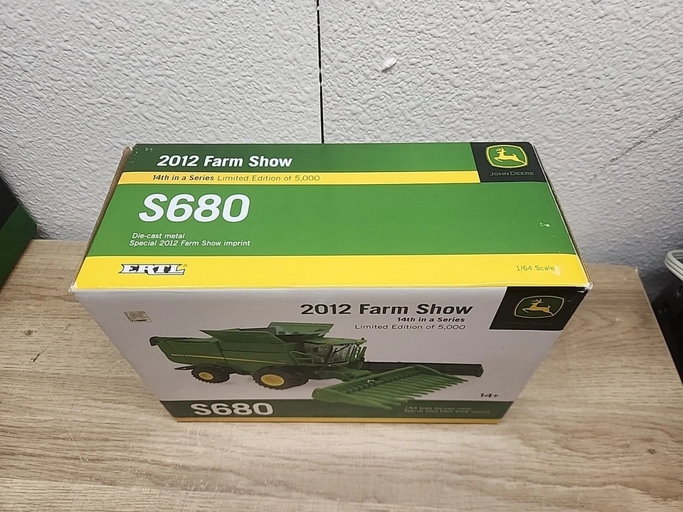 1/64 John Deere 2012 Farm Show S680 - Image 2 of 4