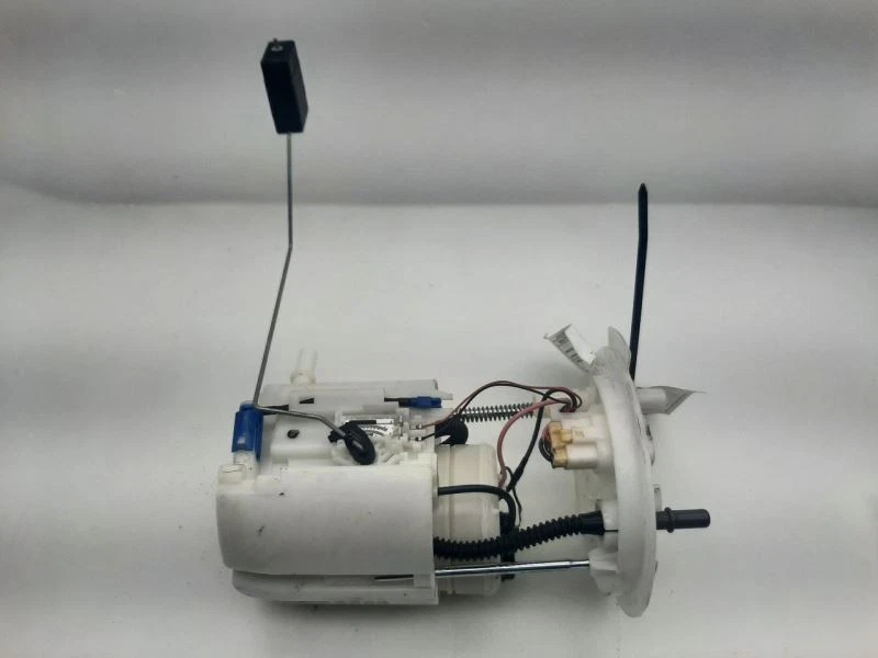 Conjunto de bomba montada en tanque de bomba de combustible sin turbo 14-19 Ford Flex DA8Z9H307L Foto 4 de 4